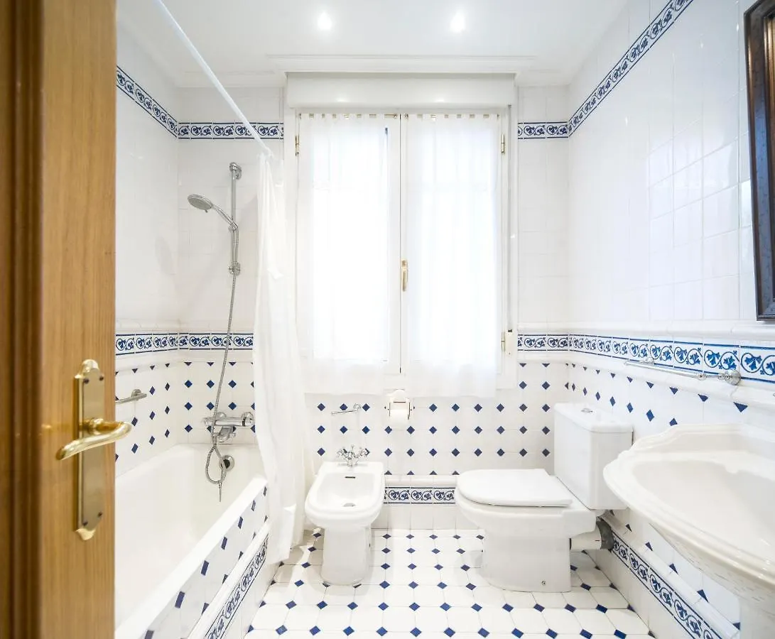 Apartamento Miramar. Basquenjoy Hondarribia